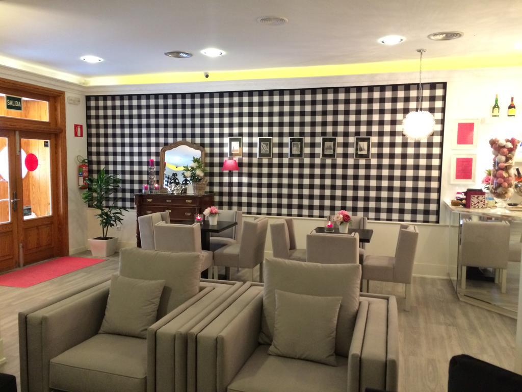 Hotel Javea Luaran gambar