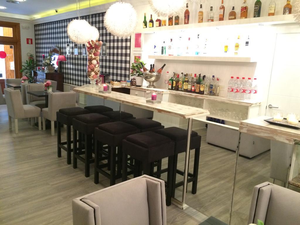 Hotel Javea Luaran gambar